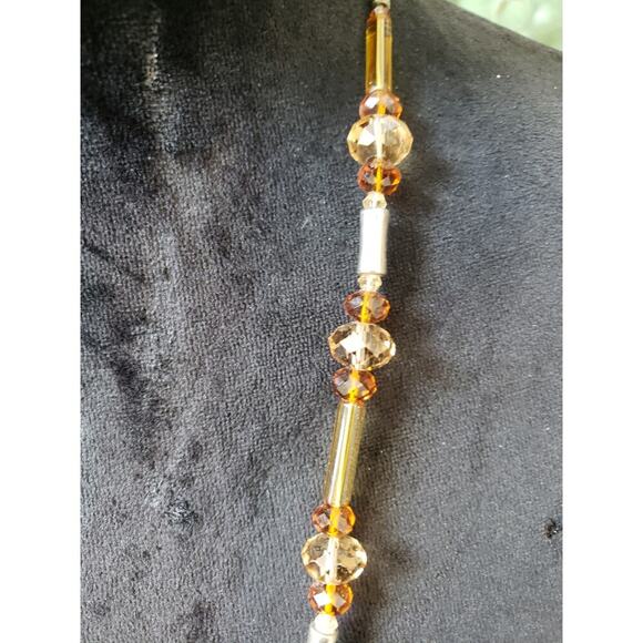 Women Vintage Amber Beaded Necklace with Large Link Chain and Toggle Clasp - Picture 5 of 7